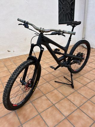 YT Capra CF 2018