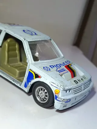 CARROCERÍA PEUGEOT 205 TURBO 1/25 MIRA
