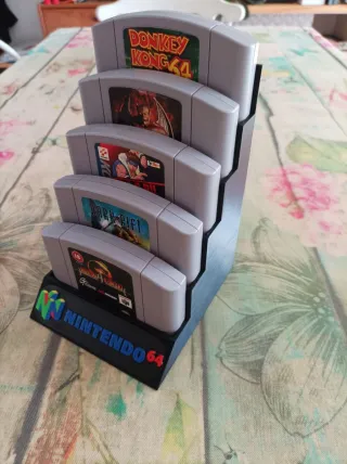 Soporte para 5 juegos Nintendo 64