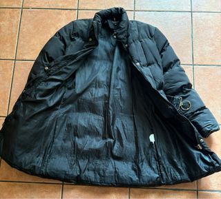 Abrigo acolchado negro mujer