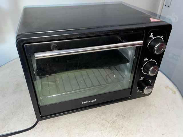 Horno pequeño Novus