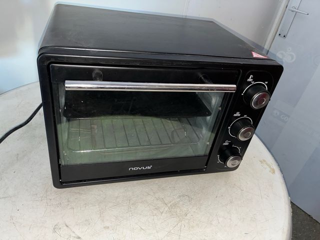 Horno pequeño Novus