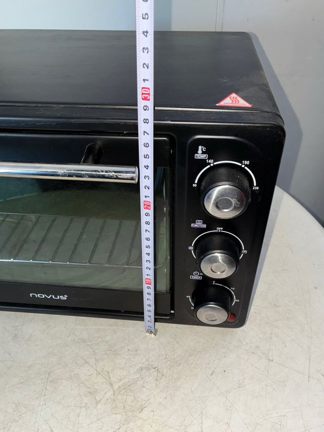 Horno pequeño Novus