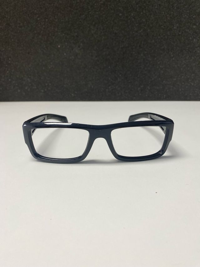 Gafas Prada Montura Negra con Detalles Rojos