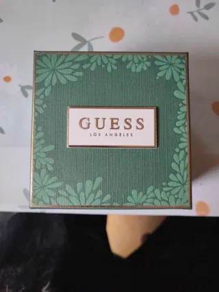 Conjunto Pulsera y Pendientes Guess Dorados