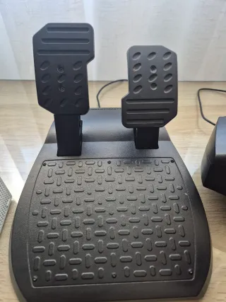 Xbox Series S + V. Thurmaster Ferrari 458 Spider