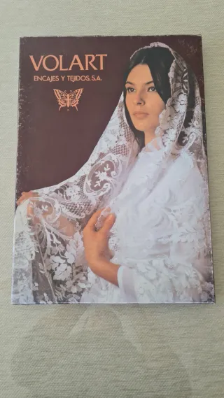 Mantilla de encaje negro