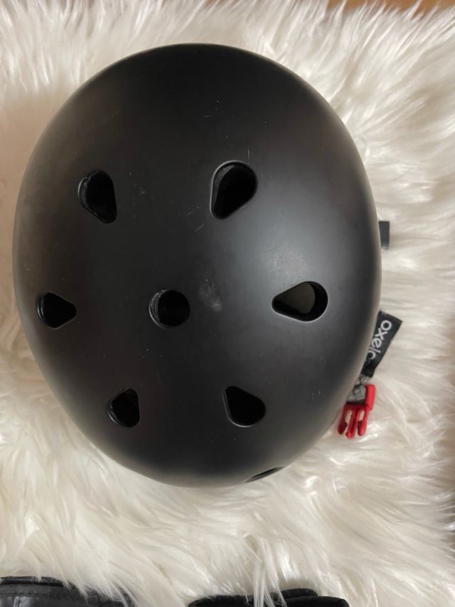 Casco y protecciones patinaje Oxelo