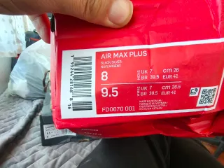 Nike Air Max Plus Talla 8 US Hombre / 9.5 US Mujer