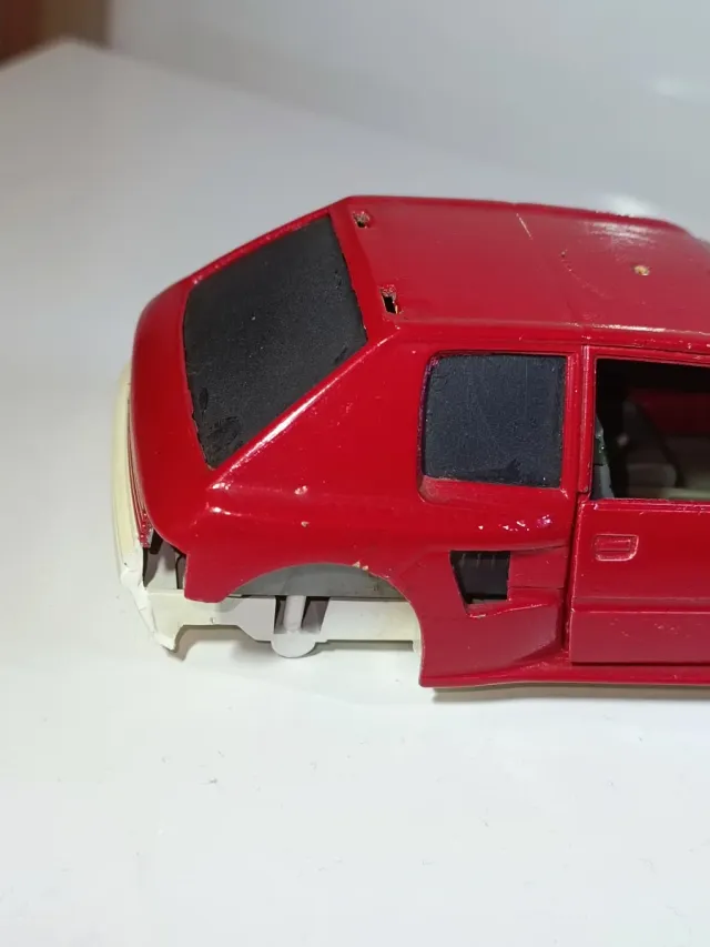CARROCERÍA PEUGEOT 205 TURBO BURAGO 1/24