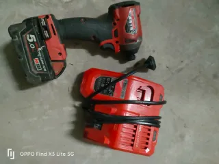 Avvitatore a impulsi Milwaukee M18 fid