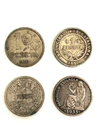 Lote 4 monedas 1 peseta. Colección La Vanguardia.