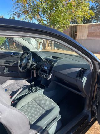COCHE VOLKSWAGEN POLO