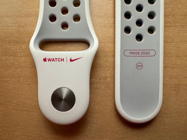 Apple Watch X Nike 44mm. Pride Edition 2020 Band