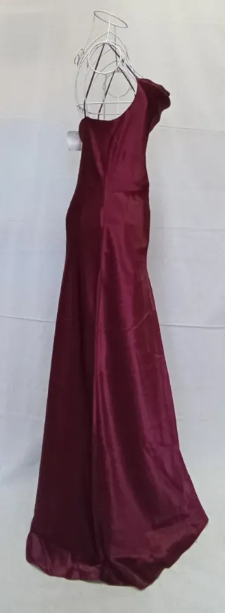 Vestido de fiesta/gala/noche color burdeos