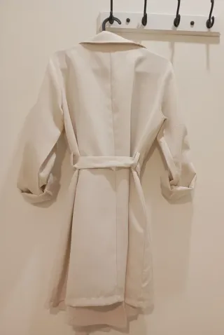 Gabardina mujer beige