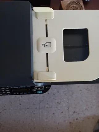 Torre HP Pavilion Negra y Plateada