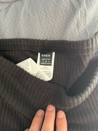 Culotte negro de canalé