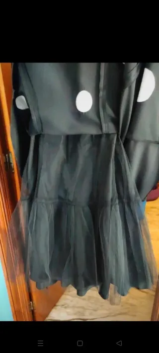 Vestido de fiesta con lunares