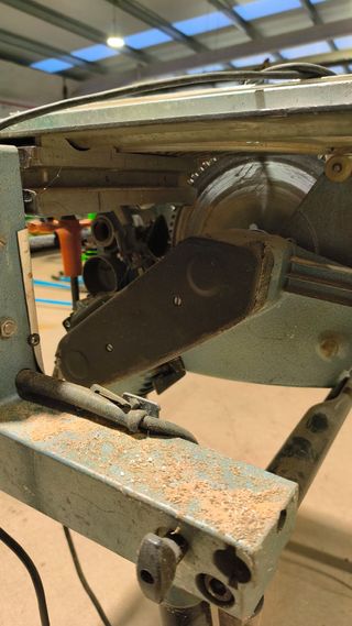 SIERRA CIRCULAR DE MESA