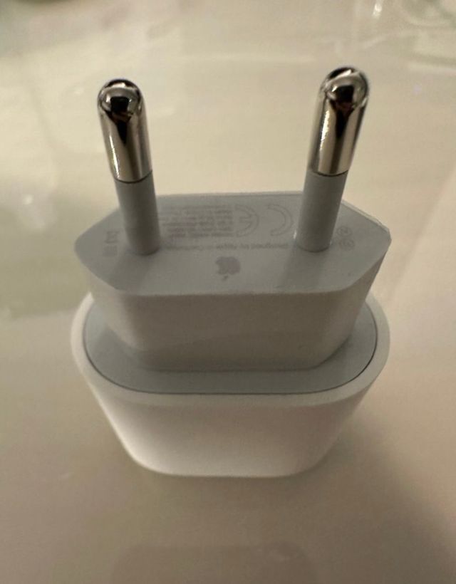 Carregador iPhone 20W + Cabo Tipo C