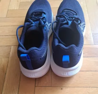 Zapatillas ASICS GEL Windhawk.NUEVAS.Talla 43.5.