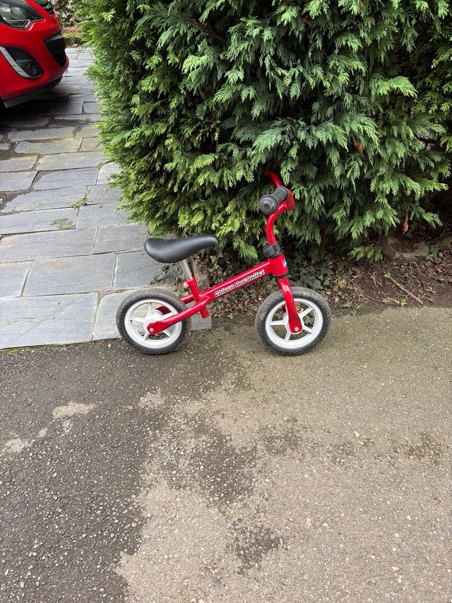 Bicicleta infantil CHICO RED BULLET