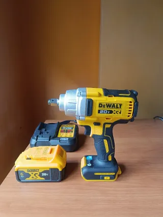 Llave de Impacto Dewalt DCF892 20V XR