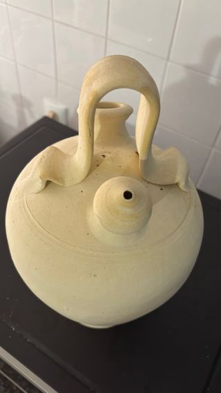 Botijo. Tiene 3L de capacidad.
