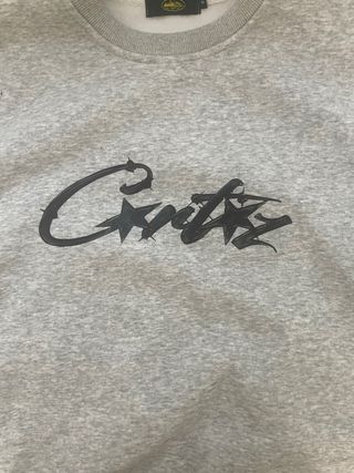 Sudadera gris con logo