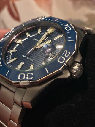 Reloj automático con cristal de zafiro