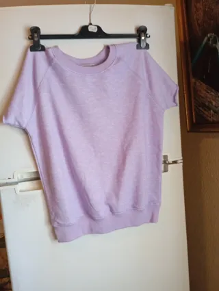 Blusa morada manga corta