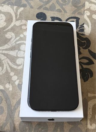 iPhone 16 Pro 128GB Negro