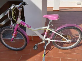 Bicicleta infantil rosa Btwin