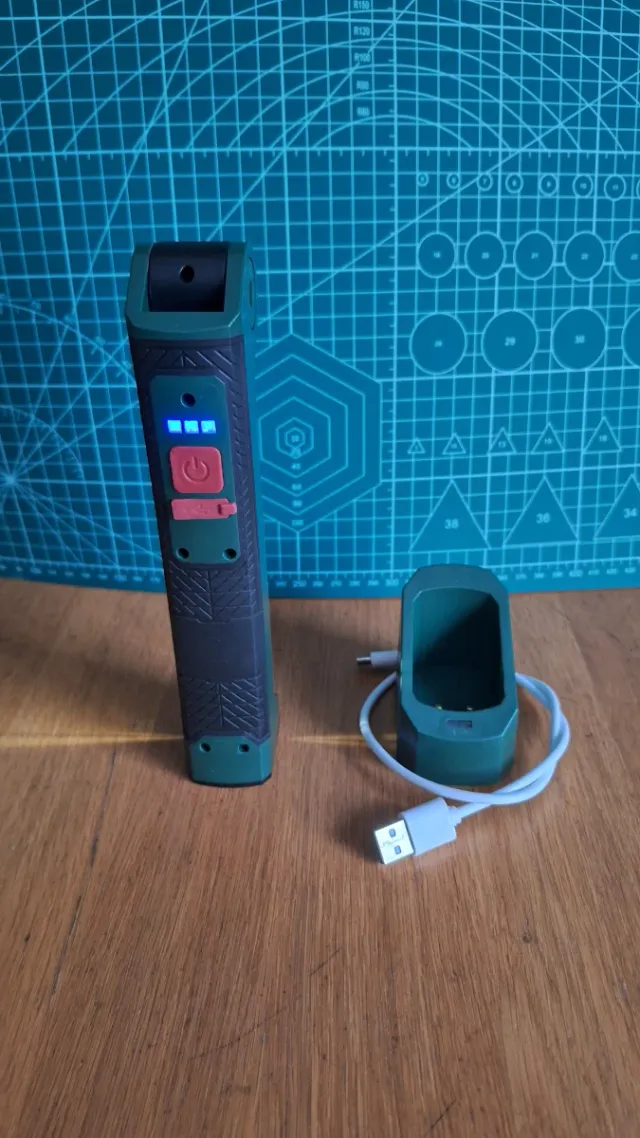 Linterna LED Recargable con Base