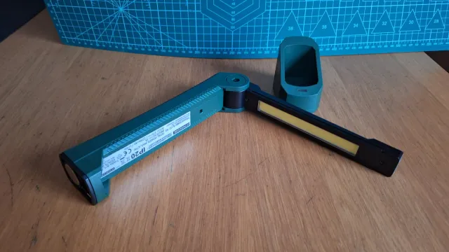 Linterna LED Recargable con Base