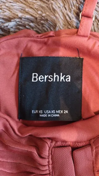 Vestido rojo fruncido talla XS