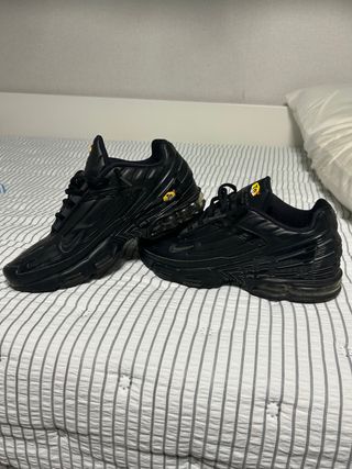 Nike TN Air Max Plus Negras