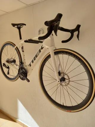 Bici eléctrica Trek Domane+ Carbon.