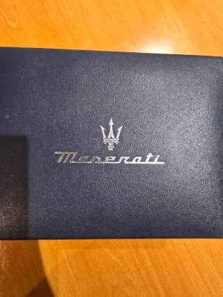 Reloj Maserati Dorado Cronógrafo