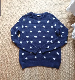 Jersey azul con estrellas blancas