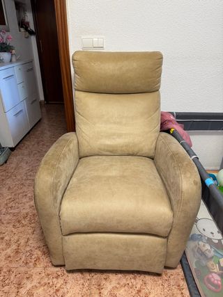 Poltrona reclinabile automatica con telecomando