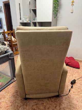 Poltrona reclinabile automatica con telecomando