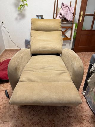 Poltrona reclinabile automatica con telecomando