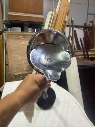 Cenicero de pie esférico Karen