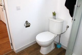 Mobil home nuevo de madera con terraza