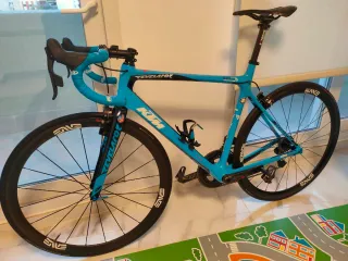 Bicicleta de carretera KTM Revelator