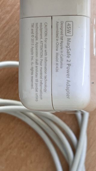 Cargador Apple Macbook A1436