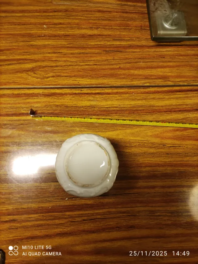 Mini jaron de porcelana