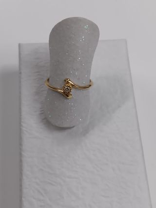 Anillo Oro 18k con Brillante